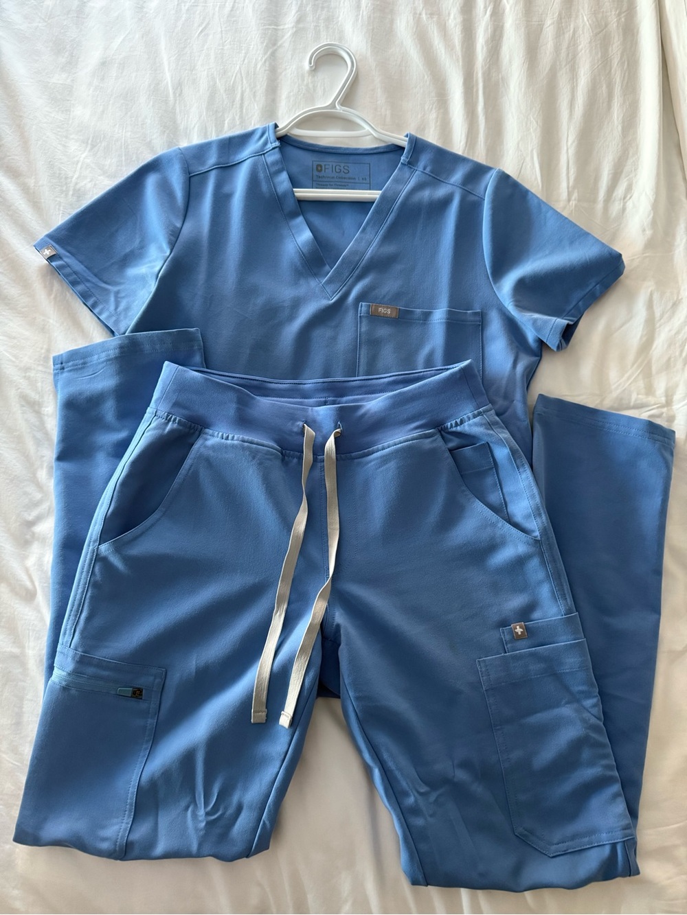 Figs scrubs